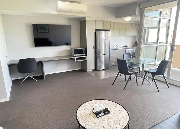 Honeysuckle Executive Apartments