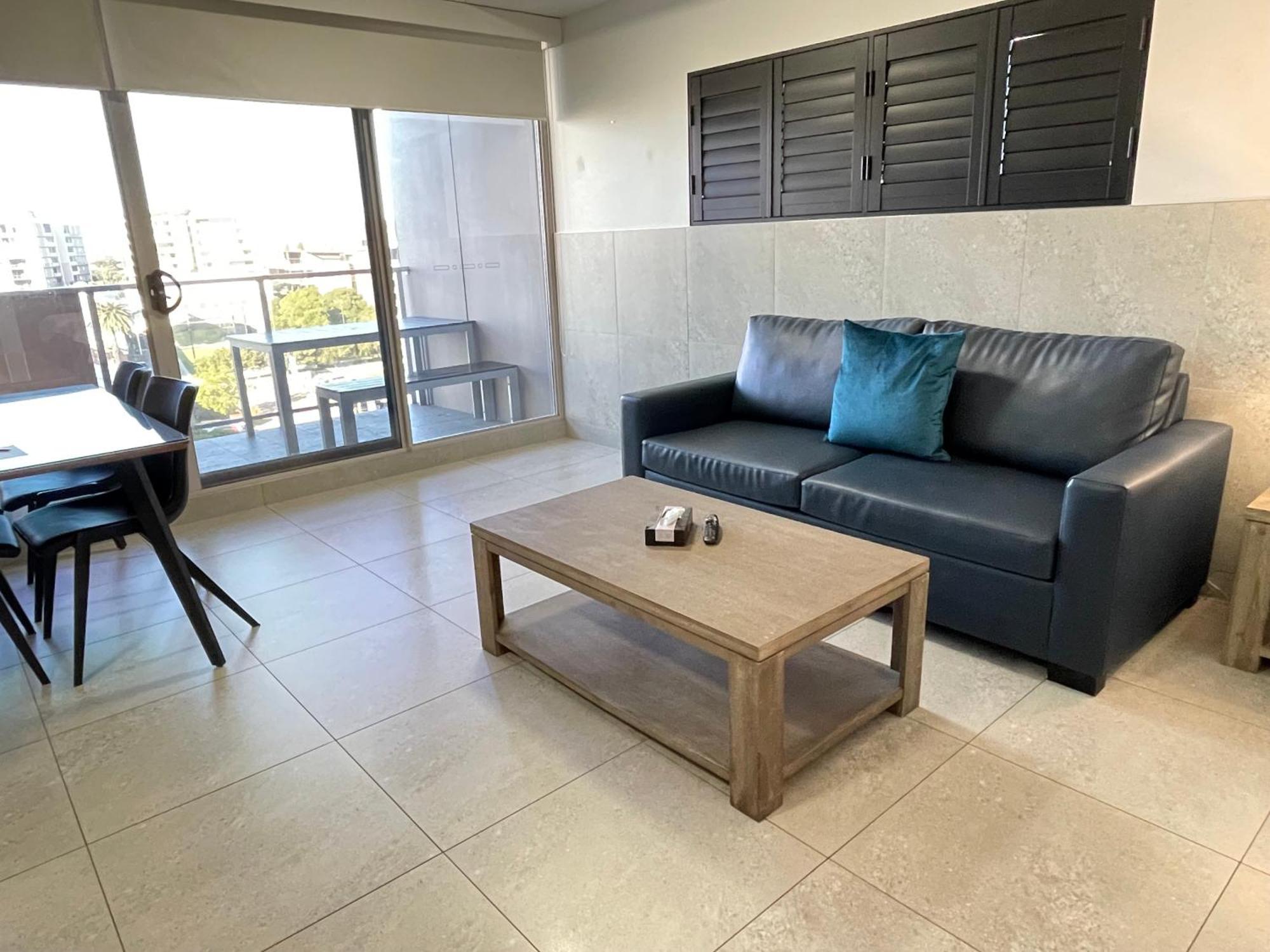 Honeysuckle Executive Aparthotel