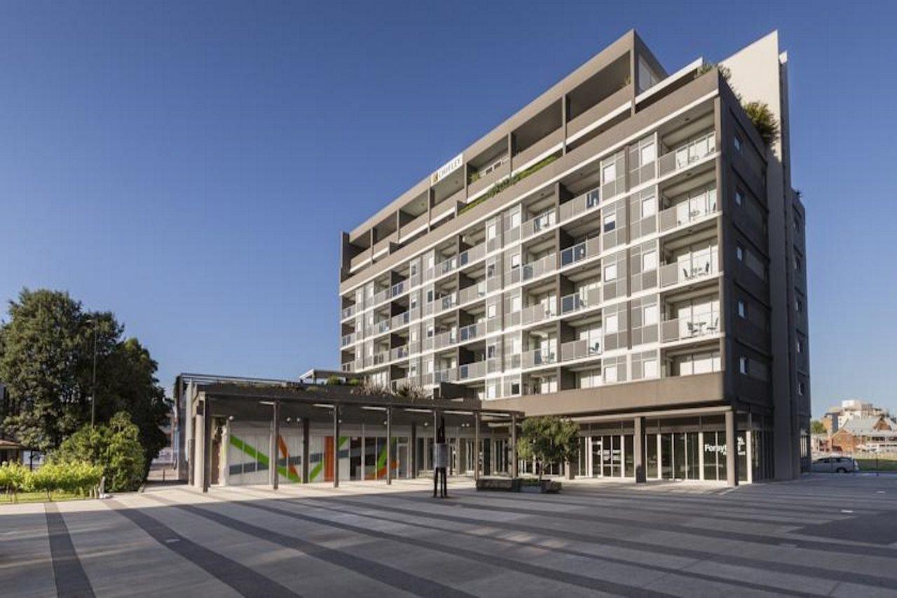 Honeysuckle Executive Aparthotel